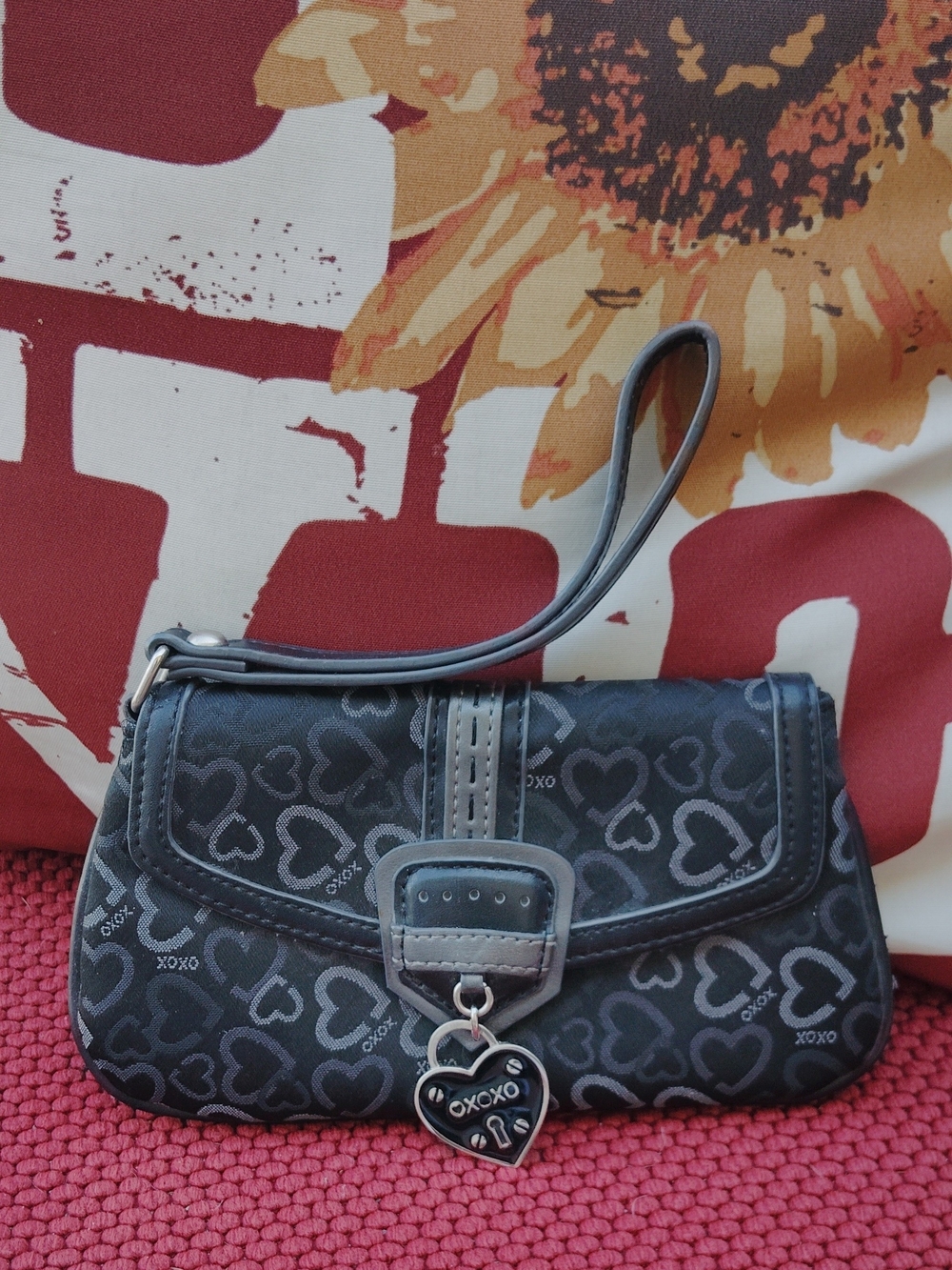 XOXO Black Heart Print Wristlet Clutch - XOXO